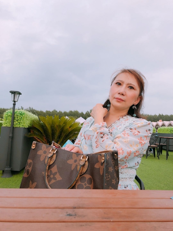 鸿运来的第一张照片--贵阳相亲服务中心