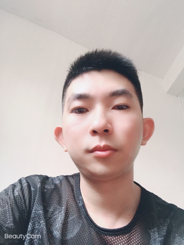 诚恳的第一张照片--贵阳相亲服务中心