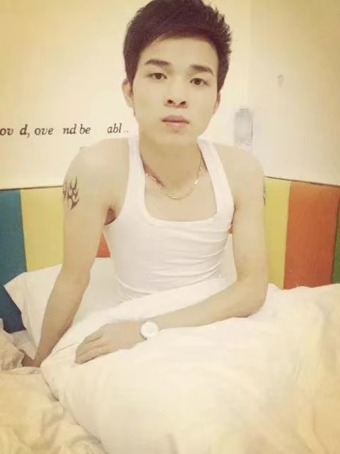 风雨同舟的第一张照片--贵阳相亲服务中心