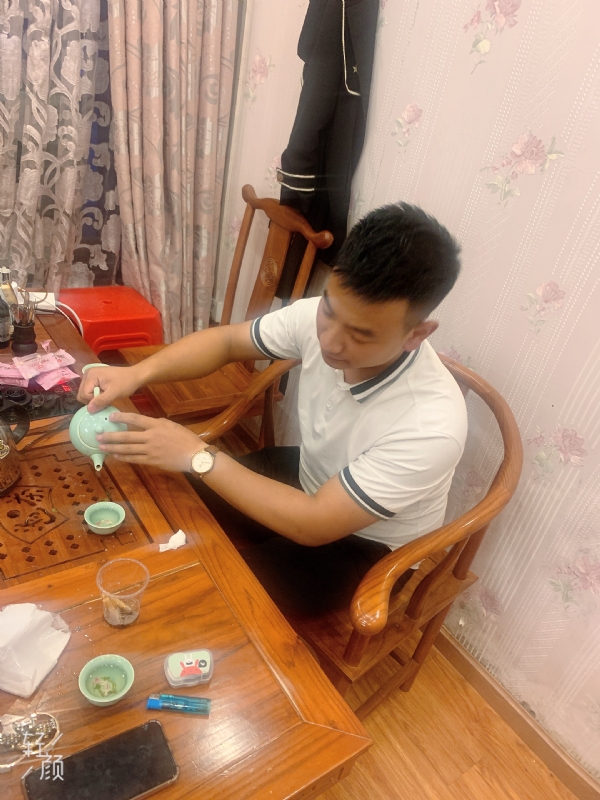 古有风琴的第一张照片--贵阳相亲服务中心