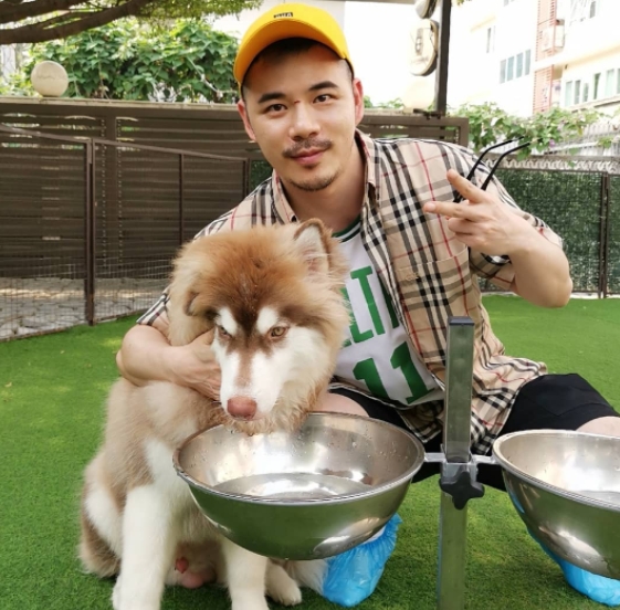 坚持的第一张照片--贵阳相亲服务中心