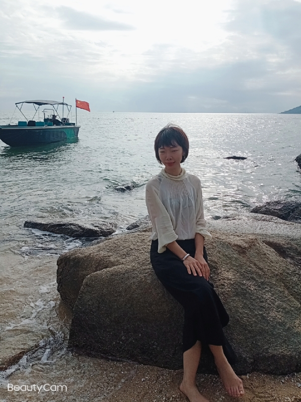 悠悠南山下的第二张照片--贵阳相亲服务中心