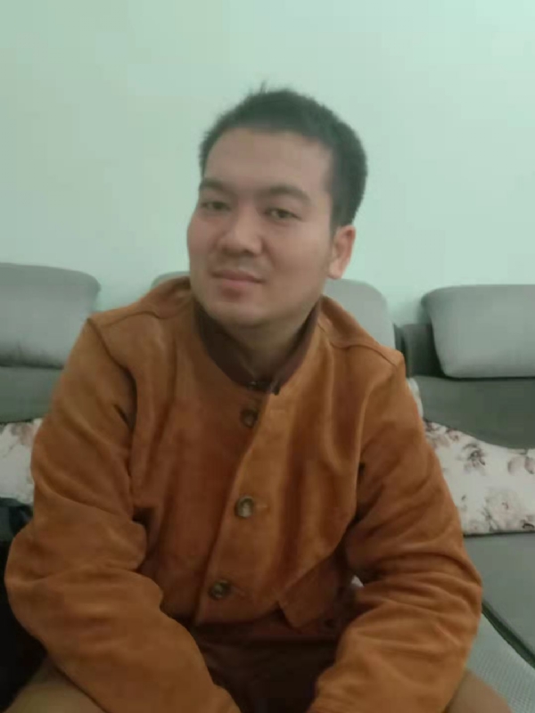 艺民的第一张照片--贵阳相亲服务中心