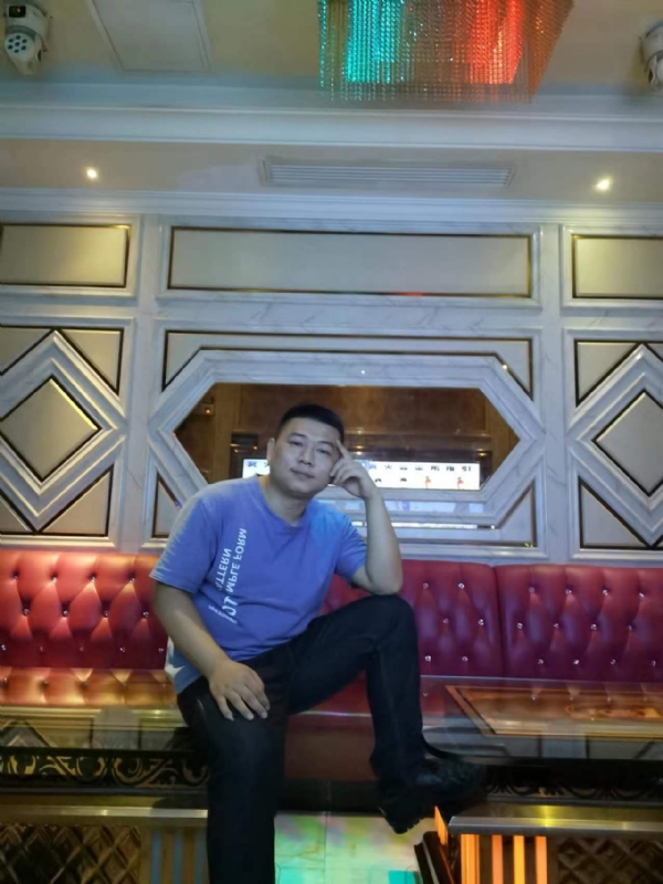 黄生的第四张照片--贵阳相亲服务中心