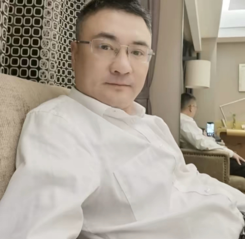 追逐的第二张照片--贵阳相亲服务中心