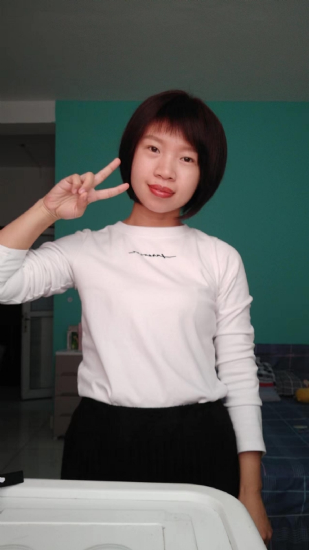 向日葵的第一张照片--贵阳相亲服务中心