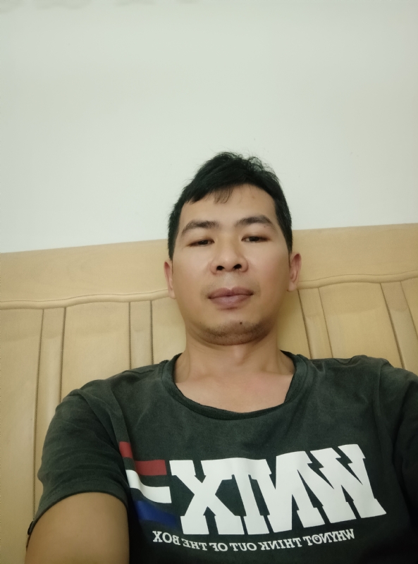 小伙子的第四张照片--贵阳相亲服务中心