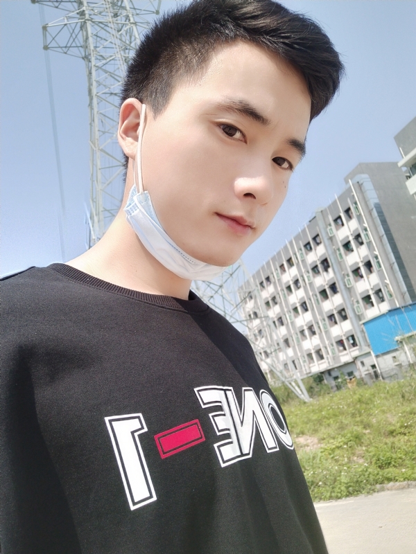 何凡的第一张照片--贵阳相亲服务中心