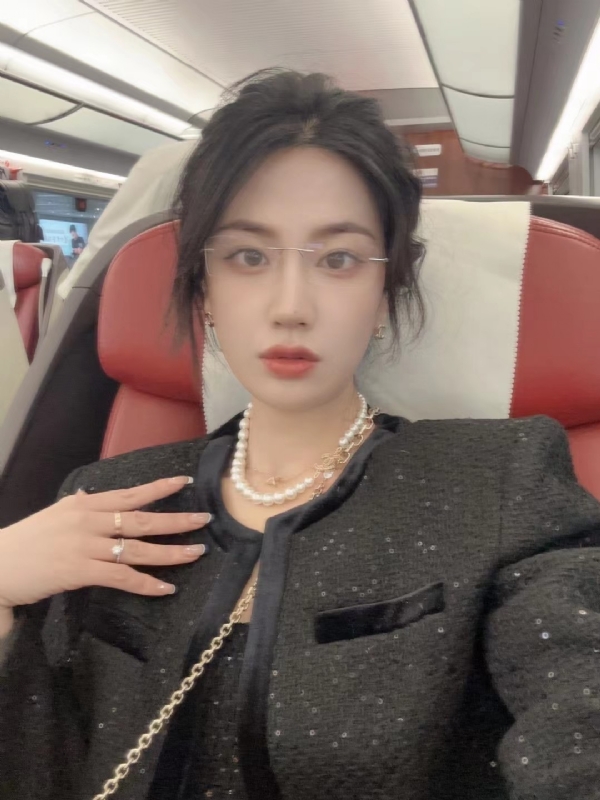 Alma的第三张照片--贵阳相亲服务中心