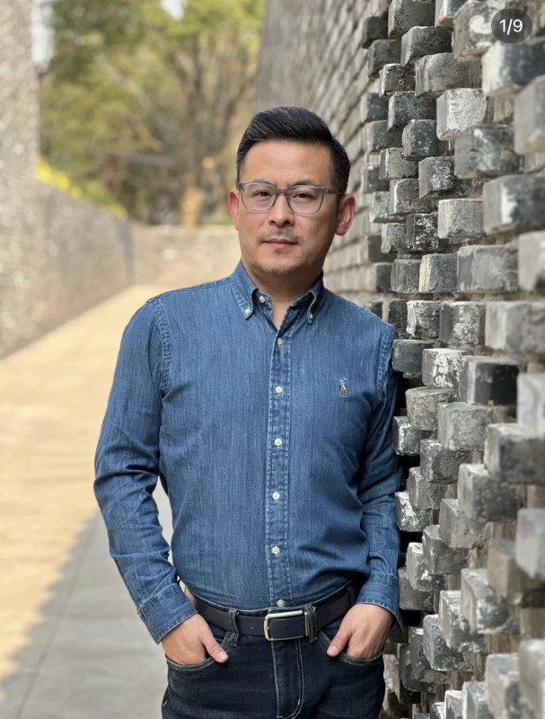 岁月不饶人的第一张照片--贵阳相亲服务中心