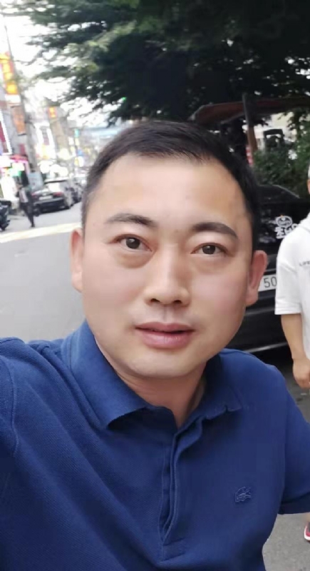 李龙的第二张照片--贵阳相亲服务中心