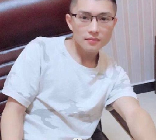 辉辉辉的第一张照片--贵阳相亲服务中心