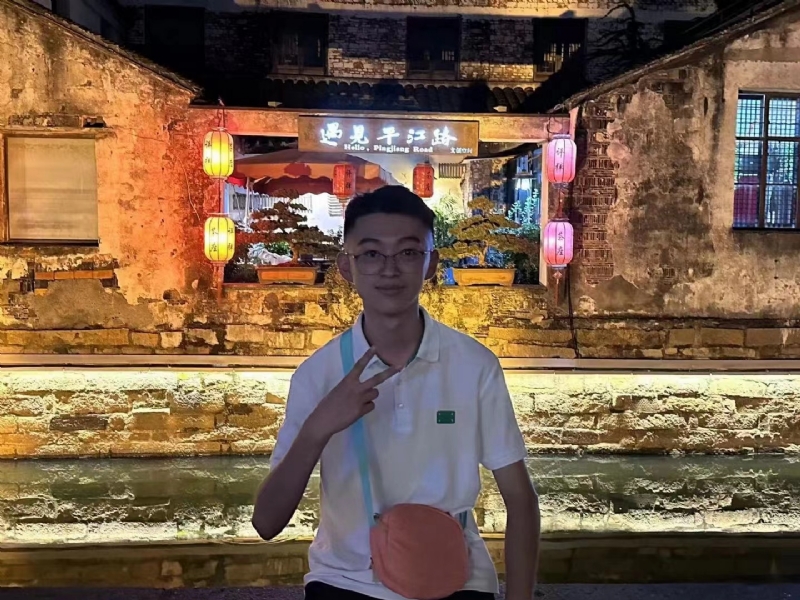 李四的第一张照片--贵阳相亲服务中心