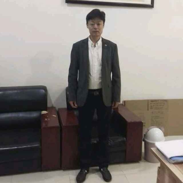 蓝天白云的第一张照片--贵阳相亲服务中心