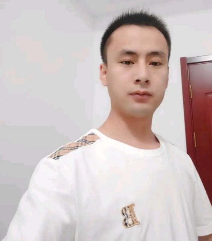 海阔天空的第一张照片--贵阳相亲服务中心