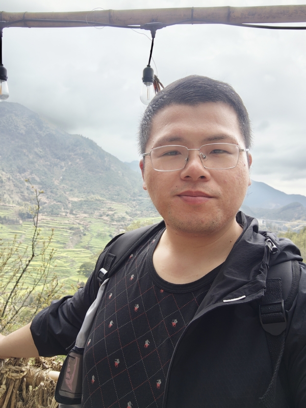 青山的第三张照片--贵阳相亲服务中心