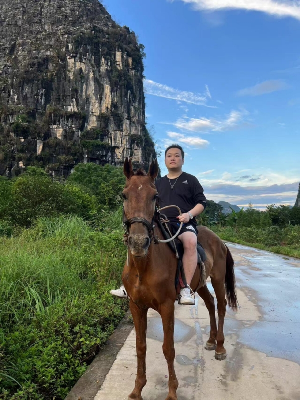 千度D雄的第六张照片--贵阳相亲服务中心