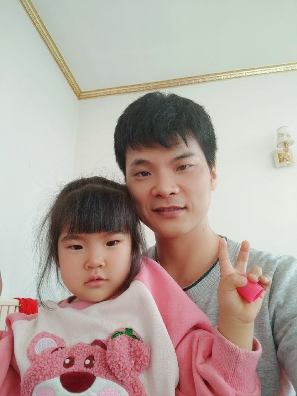 离异脱单的第一张照片--贵阳相亲服务中心