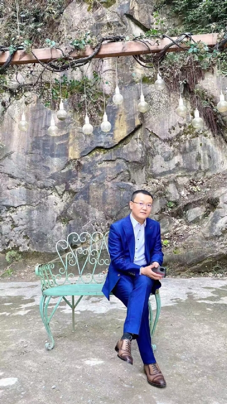 dikson的第一张照片--贵阳相亲服务中心