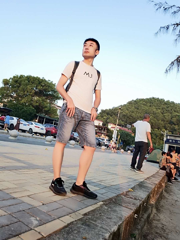 俊皓的第二张照片--贵阳相亲服务中心