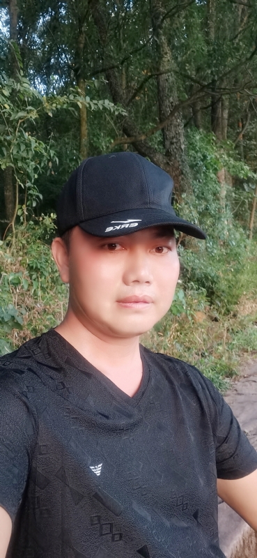 郑哥的第一张照片--贵阳相亲服务中心