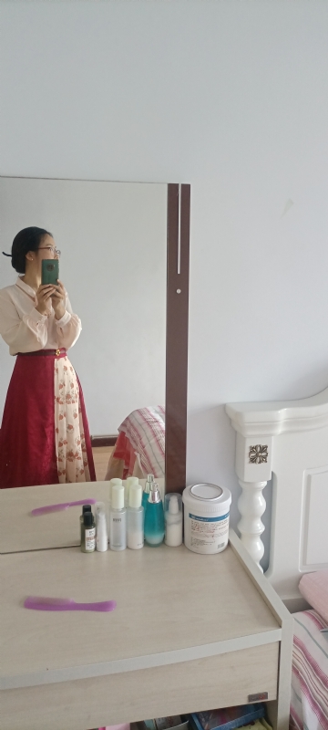 伊落梅雪笺的第一张照片--贵阳相亲服务中心