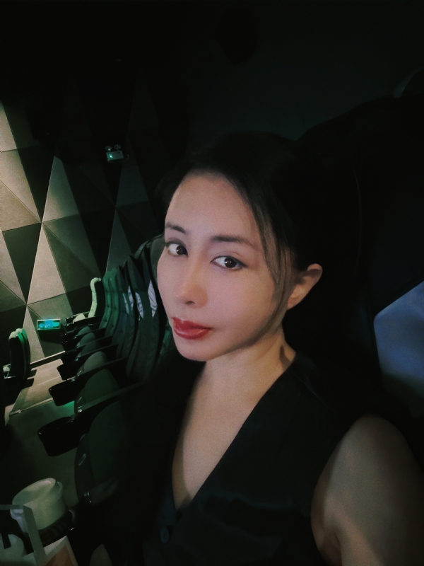 Moon的第一张照片--贵阳相亲服务中心