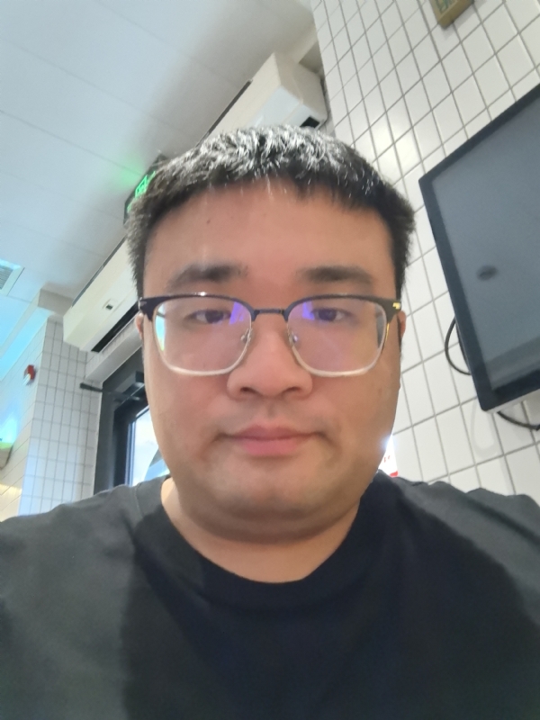 君临天下的第三张照片--贵阳相亲服务中心