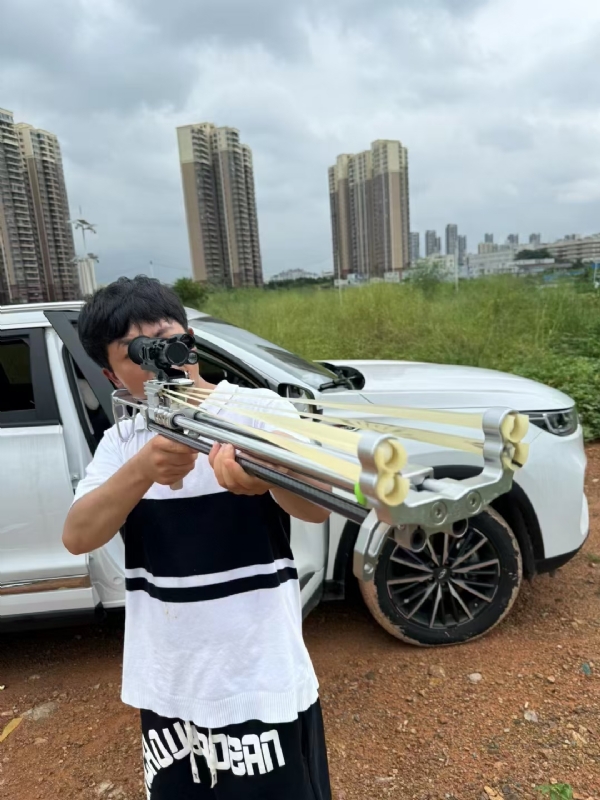 凌其飞的第一张照片--贵阳相亲服务中心