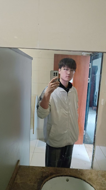 高大毛的第一张照片--贵阳相亲服务中心