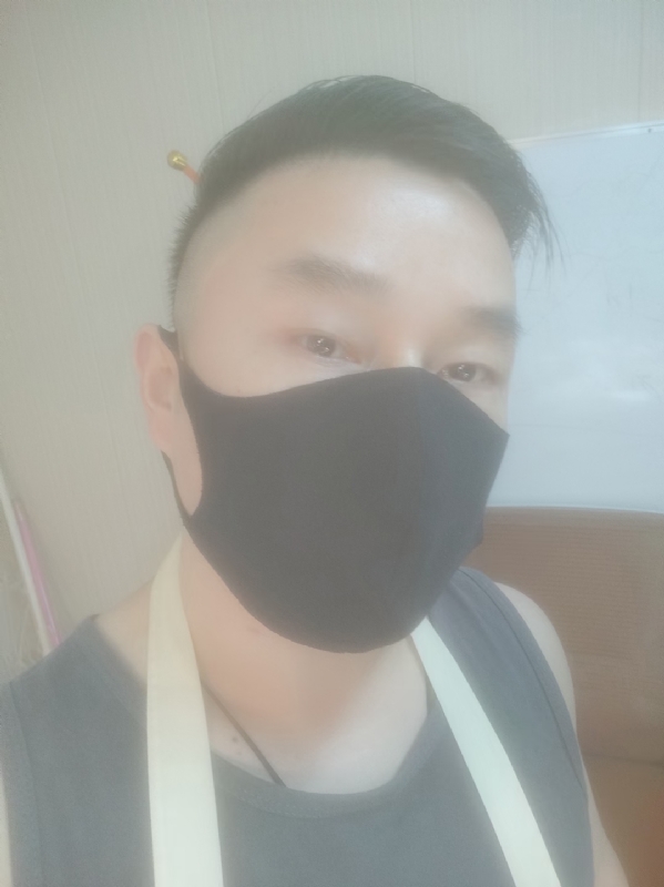 Poluk秦的第二张照片--贵阳相亲服务中心