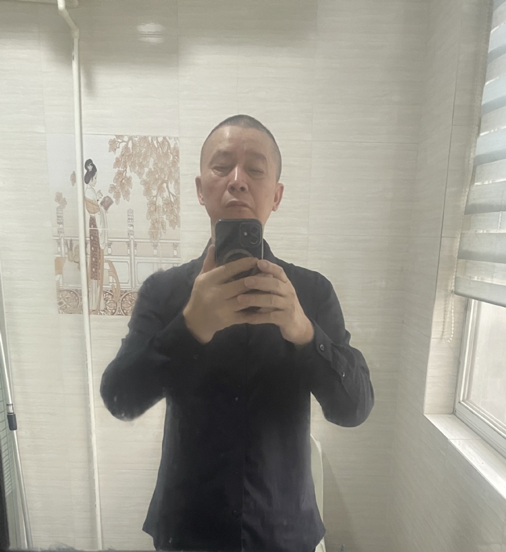 荣哥的第一张照片--贵阳相亲服务中心