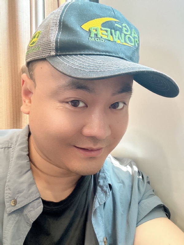 冰的第二张照片--贵阳相亲服务中心