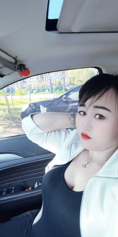 王芳燕的第四张照片--贵阳相亲服务中心