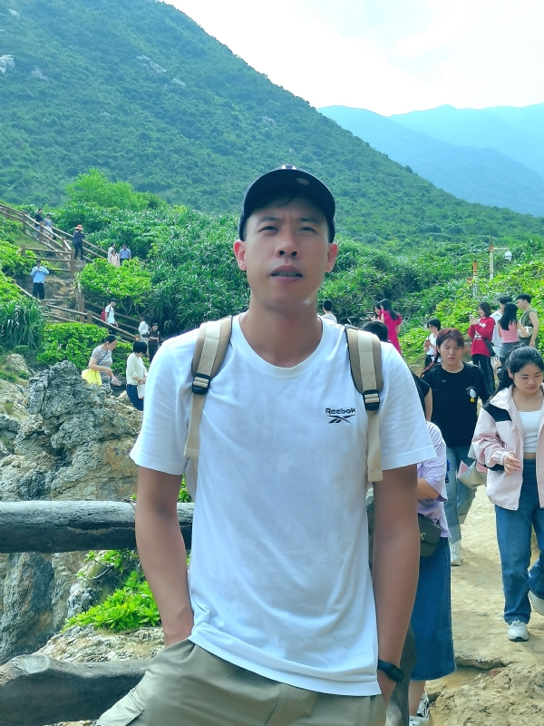 吴生的第一张照片--贵阳相亲服务中心