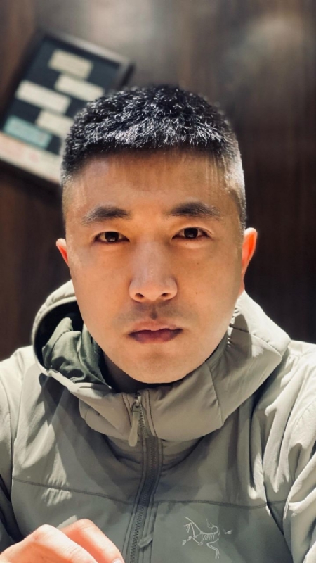 山中何缘的第一张照片--贵阳相亲服务中心