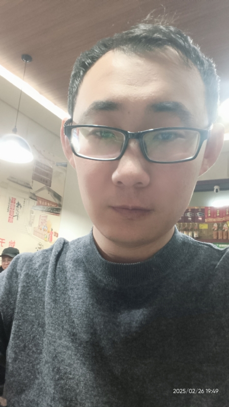 黑黑一笑的第一张照片--贵阳相亲服务中心