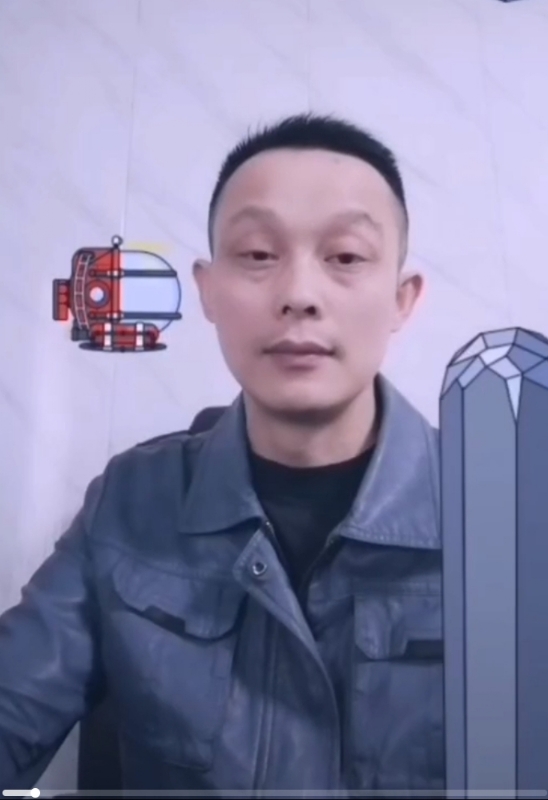 易进的第三张照片--贵阳相亲服务中心