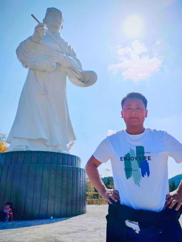 伏王虎的第一张照片--贵阳相亲服务中心