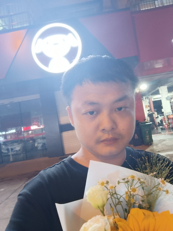 小陈的第一张照片--贵阳相亲服务中心