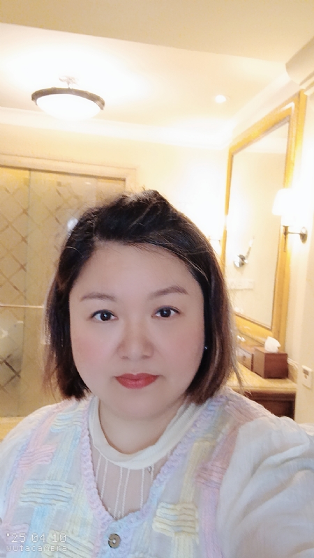 衎静玲瓏的第二张照片--贵阳相亲服务中心