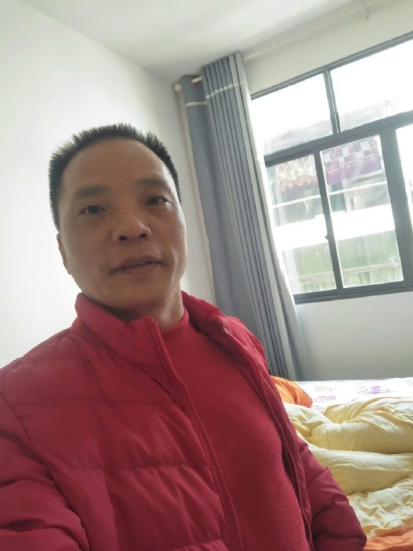 真诚征婚的第一张照片--贵阳相亲服务中心