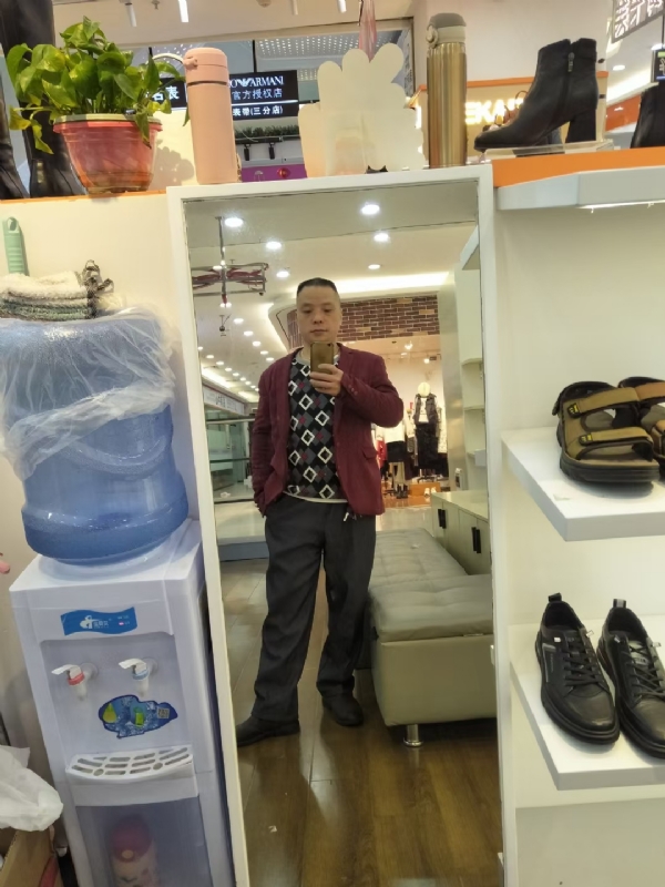 真诚征婚的第四张照片--贵阳相亲服务中心