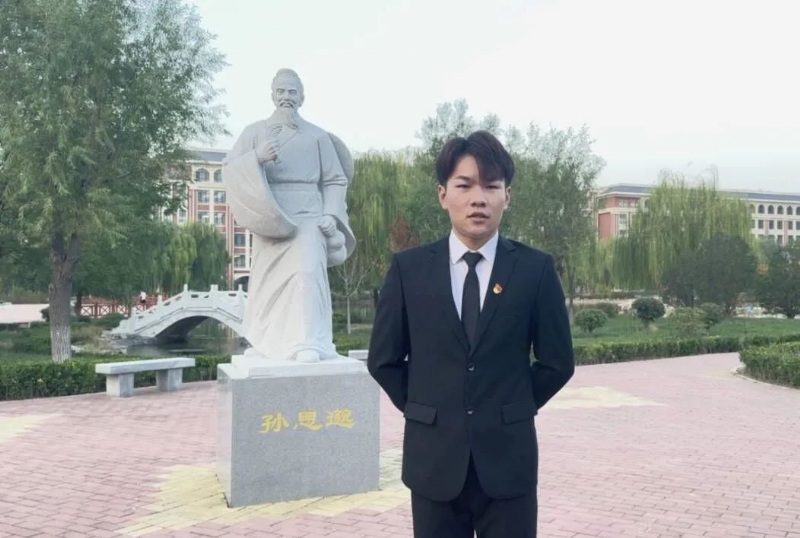 尚明月的第一张照片--贵阳相亲服务中心