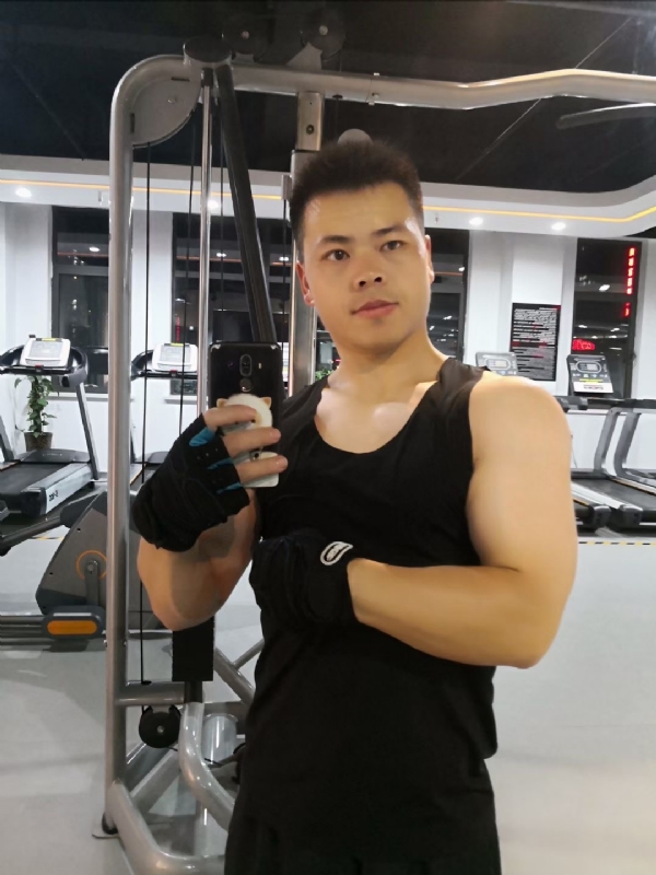 范迪塞尔的第二张照片--贵阳相亲服务中心