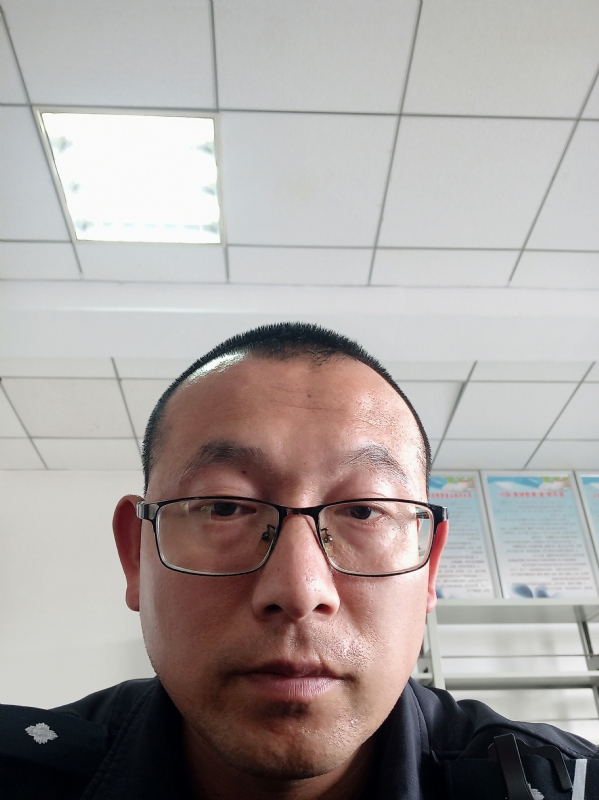 布鲁斯贺的第三张照片--贵阳相亲服务中心