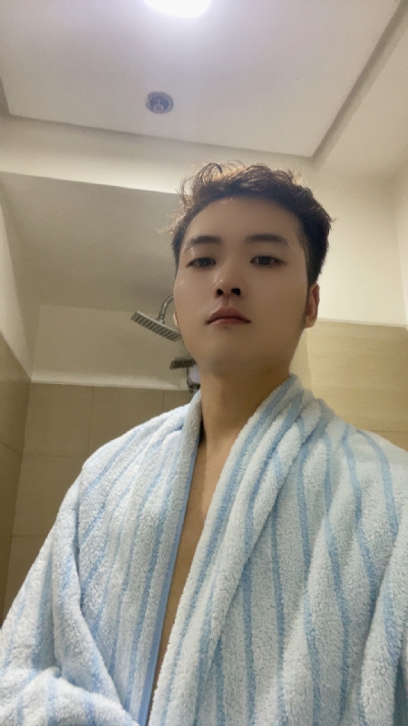 凡尘的第一张照片--贵阳相亲服务中心