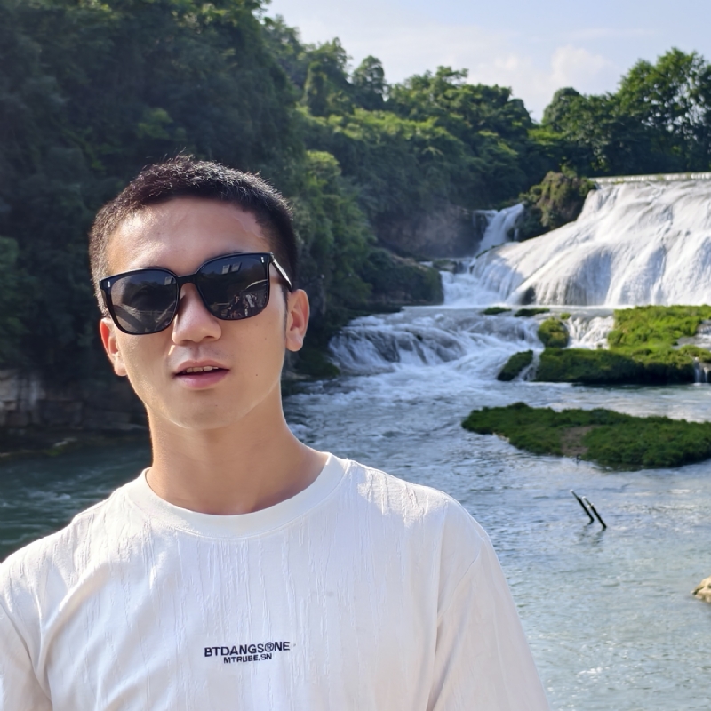 飞殷的第一张照片--贵阳相亲服务中心