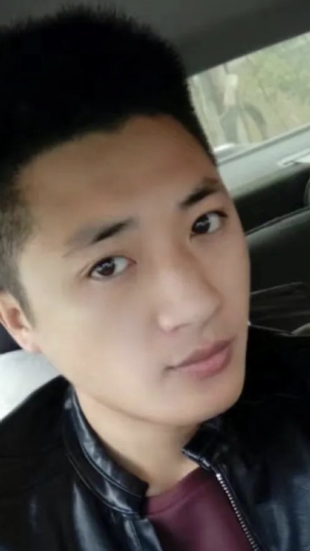 小汤米的第二张照片--贵阳相亲服务中心