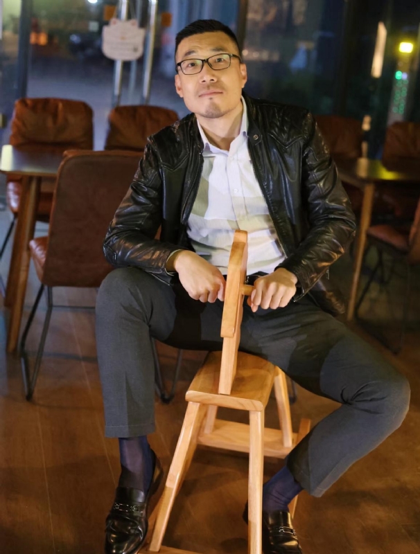 Lee的第二张照片--贵阳相亲服务中心